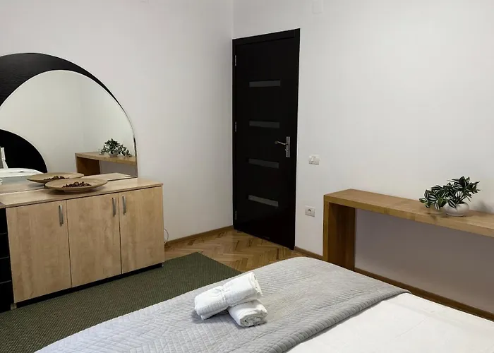 Felix 41 - Piata Victoriei, Near Metro - RH Living Apartment Bucureşti