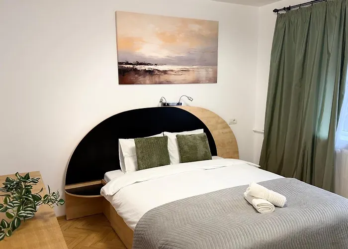 Felix 41 - Piata Victoriei, Near Metro - RH Living Apartment Bucureşti